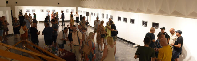 U Kulturnom centru do kraja meseca izložba fotografija Aleksandra Alempijevića “Karusel 2024“