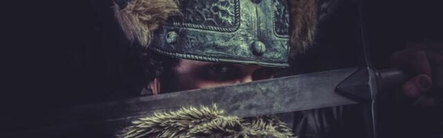 STRAVIČAN RATNIK I UBICA, A LEP KAO LUTKA I BOŽANSTVO: Zaboravite Ragnara – ovaj Viking je NOVA LEGENDA LEPOTE FOTO