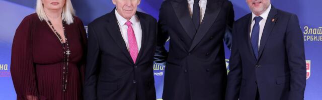 SPEKTAKL U ORGANIZACIJI FUDBALSKOG SAVEZA SRBIJE! Zlatna lopta FSS ispunila sva očekivanja: Najbolji dobili zaslužene nagrade!