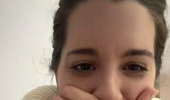 Danima su iz kuhinje nestajali slatkiši, a onda je zatekla prizor u dečijoj sobi