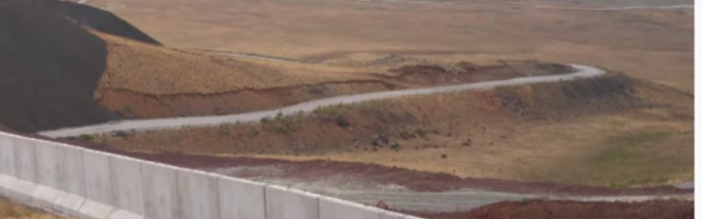 OVO JE TURSKA VERZIJA KINESKOG ZIDA: Na ovaj način pokušavaju da zaustave najezdu izbeglica (VIDEO)