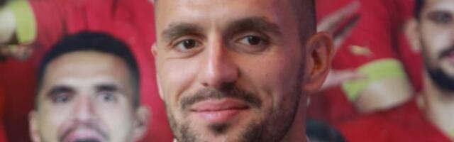 Ko je MISTERIOZNA žena Dušana Tadića? Nikada je nema u javnosti, a najveća mu je podrška još od srednje škole