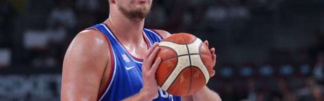 NBA SE PONOVO POKLONIO NIKOLI JOKIĆU: Džoker hladnokrvnom trojkom ugasio nade Letonaca!