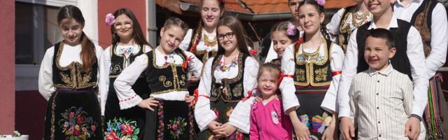 Neverovatan podatak: U selu Kusadak za dve godine rođeno čak 300 mališana