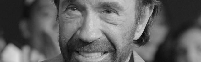 OSVANULE NAJTEŽE SLIKE nakon smrti Čaka Norisa: Deca dala javno obećanje, svet u suzama