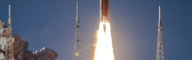 НАСА лансирала астронауте у мисији Артемис II на Месец