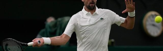Novak u osmini finala Vimbldona! Đoković srušio Francuza