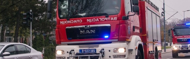 Požar na Novom Beogradu, gori stan