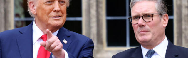 Трамп и Стармер разговарали о потреби поновног отварања Ормуског мореуза