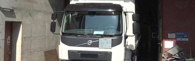 Naučnici u CERN-u sprovode eksperiment: Da li kamionom mogu da transportuju stotinak antiprotona