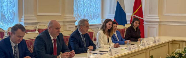 Gujon započeo posetu Ruskoj Federaciji sastankom sa predsednikom Komiteta za spoljne veze Sankt Peterburga