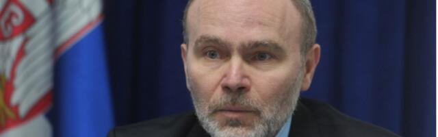 Ekskluzivno! Direktor Jovine otkrio šta se zapravo krije iza haosa u školi: Branim decu od političke indoktrinacije, zato sam meta! (FOTO)