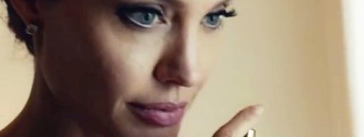 Stručnjak objašnjava: Zašto je važno gde držite parfem u sobi i kako ga koristite?