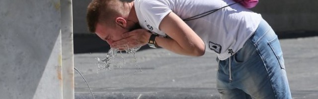 U SRBIJU STIŽE OPASNO VREME! Tropski talas dolazi, a RHMZ izdao nekoliko UPOZORENJA! UPALJENI METEOALARMI!