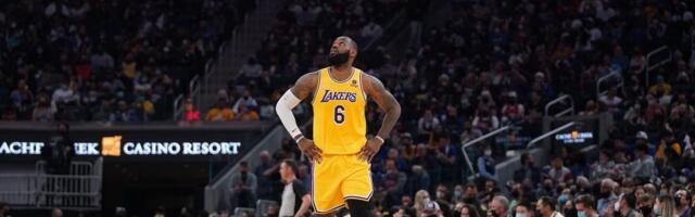 Lejkersi pucaju po šavovima: Lebron ne može da podnese Vestbruka?