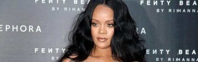 Rijana nakon porođaja zakopčana do grla (FOTO)