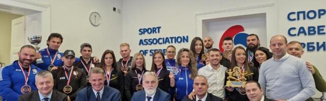 Успешна година за такмичаре болдибилдинга и фитнеса