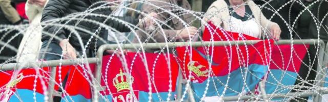 NI OBILNA KIŠA IH NIJE SPREČILA DA SE OKUPE U VELIKOM BROJU! Srbi nastavili svoju borbu za pravdu na KiM!