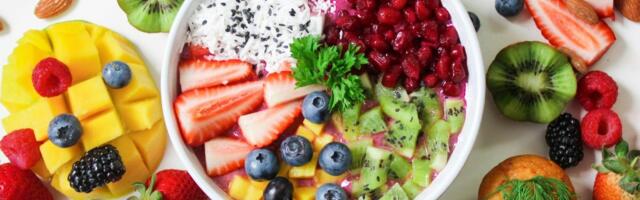 Letnje voće koje UVEK treba da imate u frižideru