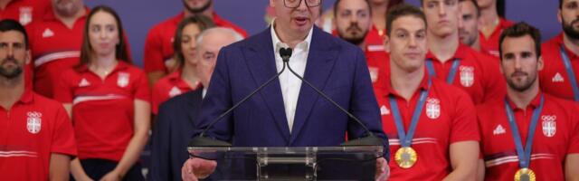 PRVI PUT SAM PLAKAO ZBOG ZVEZDE, KADA SU SVI PLJUVALI JA SAM JAČE NAVIJAO: Emotivna ispovest Aleksandra Vučića i poređenje sa Srbijom!