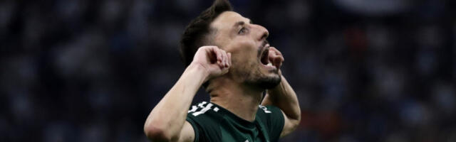 SRBI GURAJU VELIKANA Mladenović strelac, PAO grabi u Kupu ka završnici