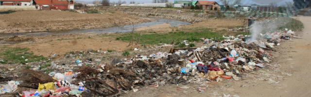 Najavljena akciju čišćenja kilometarske divlje deponije u Vinarcu