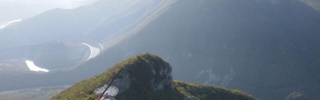 Baš kao u najlepšoj bajci: Ovo je ljuljaška u Srbiji sa nestvarnim pogledom