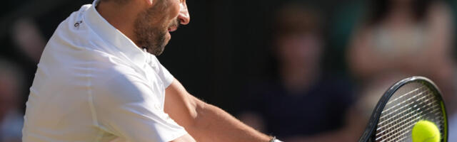 Korak bliže polufinalu! Novak uzeo fantastično uzbudljiv prvi set protiv Kanađanina