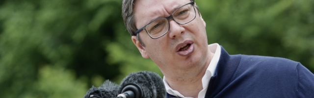 “SPREMNI ZA PREGOVORE, ALI..” Vučić: Nema bele zastave