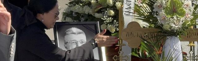 Zlata se guši u suzama i mazi Sašinu sliku! Petrovićka neutešna, poletela Suzani u zagrljaj (VIDEO)