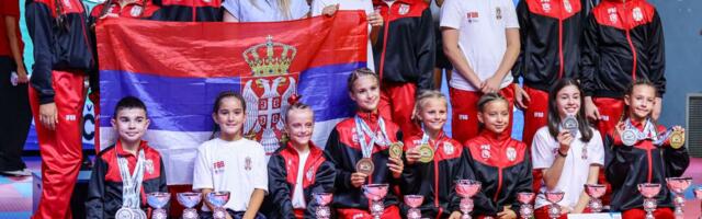 Istorijski uspeh za takmičare iz Srbije na SP u fitnesu za pionire i kadete