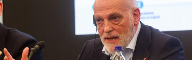 Ко је крив за скуп фудбал