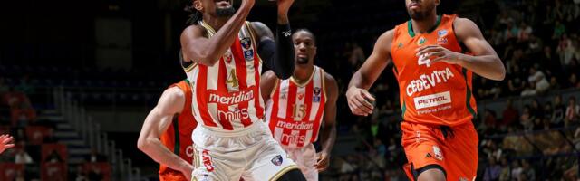 ZVEZDA – OLIMPIJA Crveno-bela idila u prvom poluvremenu: Probuđeni Grejem i Batler demoliraju Zmajeve! /VIDEO/