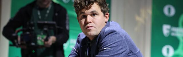 Magnus Karlsen napravio incident na Svetskom prvenstvu: Izgubio od protivnika, pa snažno lupio po stolu