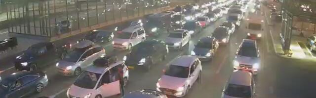 Čeka se i do ČETIRI sata! Gužve na graničnim prelazima po Srbiji, evo gde je najkritičnije