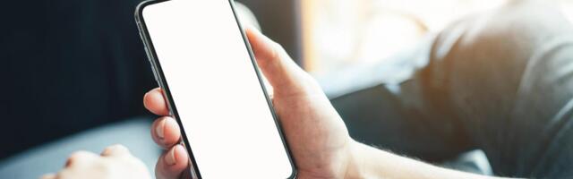 Potrebno je 30 sekundi: Uradite ovo svako veče i telefon će vam raditi bez greške!