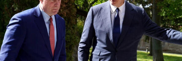 Vučić sa ambasadorom SAD pri NATO: “Od presudnog značaja očuvanje sigurnosti našeg naroda na KiM” (FOTO)