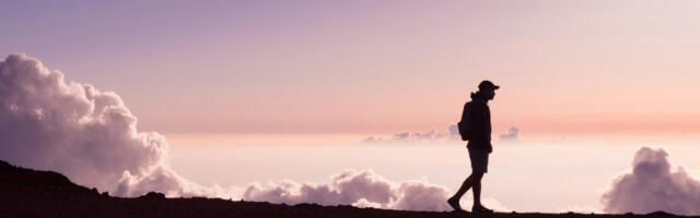 Jedna navika na otvorenom značajno smanjuje usamljenost: Bitno je gde šetate i šta još radite