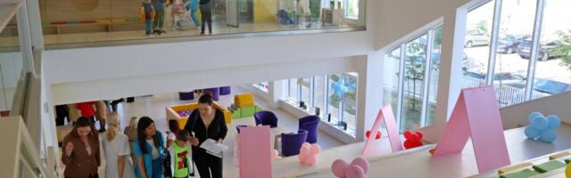 OTVOREN NOVI VRTIĆ NA PALILULI, U NASELJU OVČA: Jedan od najvećih u Beogradu, prima skoro 150 mališana! Pogledajte kako je unutra (FOTO)