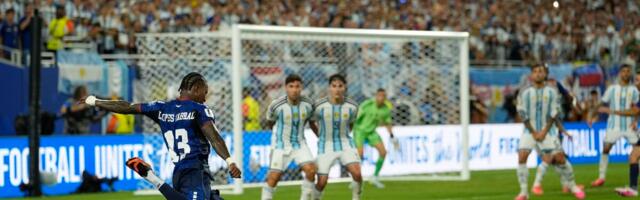 MAJSTORIJA KOJA ĆE SE DUGO PAMTITI - NIJE NI MESI, NI RONALDO, NI MBAPE... Pogledajte najlepši gol na Svetskom prvenstvu! VIDEO