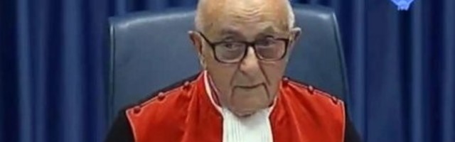 Amerikanci mu davali instrukcije kako da uništi Srbe: Glavni sudija u Hagu je ŠPIJUN CIA