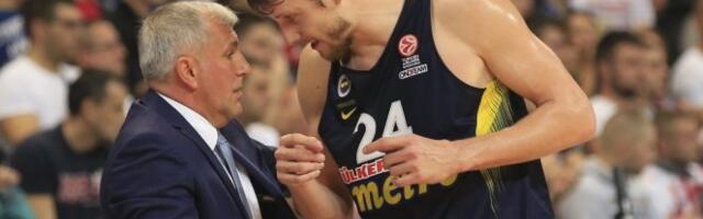 GROBARI SU ŽELELI PONOVO DA GA VIDE U CRNO-BELOM DRESU! Jan Veseli POTPISUJE!