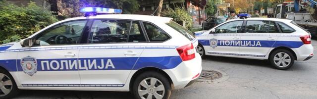Sudarili se auto i Hitna, ima povređenih