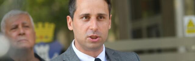 Mitrović: SNS-ovci paralisani, suočeni su sa najvećim buntom