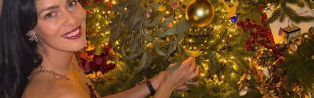 Božić stiže, a ona gori! Ana, ima li kraće haljine?! Ovako nešto se na njoj retko viđa (FOTO)