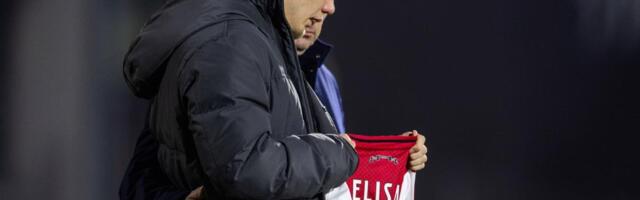 FUDBALERU AJAKSA UBILI DEVOJKU, PA POBEGLI SA LICA MESTA! Tragična vest obišla planetu: Potresne scene sa stadiona teraju suze na oči (FOTO, VIDEO)