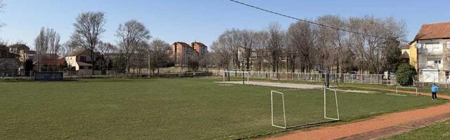 Radovi završeni za samo jedan dan: Vojni stadion dobio potpuno novo osvetljenje