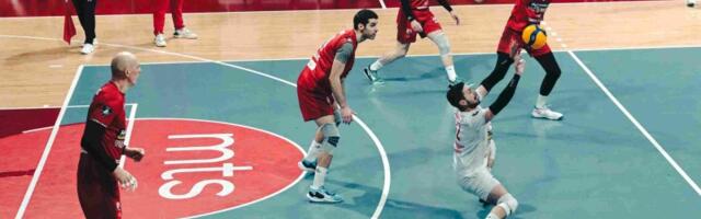 Siguran start plej-ofa: Odbojkaši Radničkog maksimalni protiv VGSK-a
