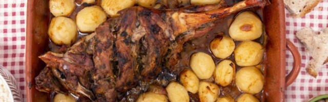 Tradicionalno se za Uskrs jede jagnjetina, a kuvari savetuju kako da bude savršena ako je pečete u rerni