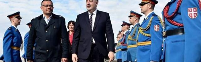 Ministar Nedimović je bez izgovorene reči uspeo da izblamira Srbiju - susret sa crnogorskim premijerom prepričava Balkan